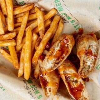 PHILLY CHEESESTEAK EGG ROLLS