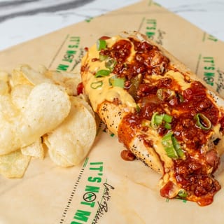 HOT DIGITTY CHILI DOG