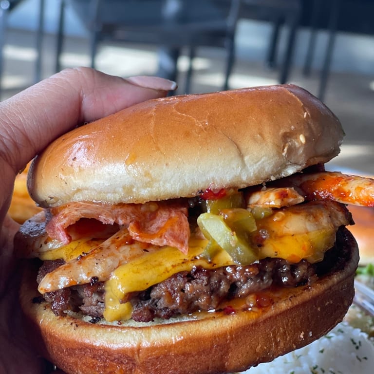 Burger Bliss: Juicy Creations and Veggie Delights